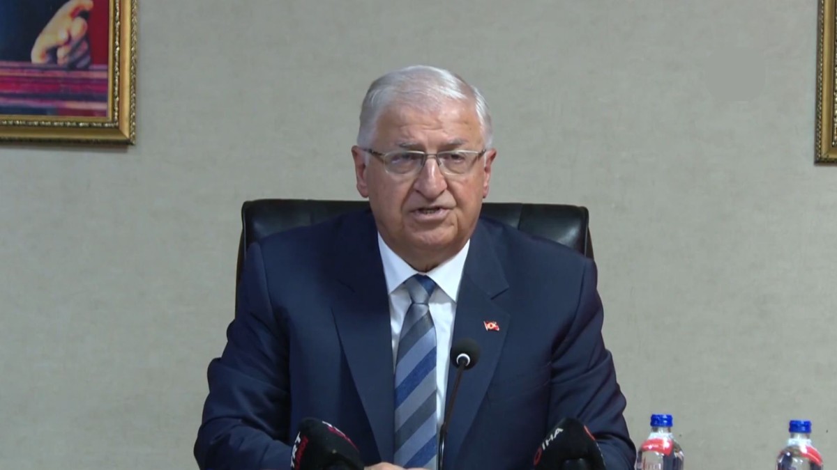 Bakan Güler: ‘Terör örgütü silahlarını bırakmalı, fesih kararını tam olarak uygulamalı’