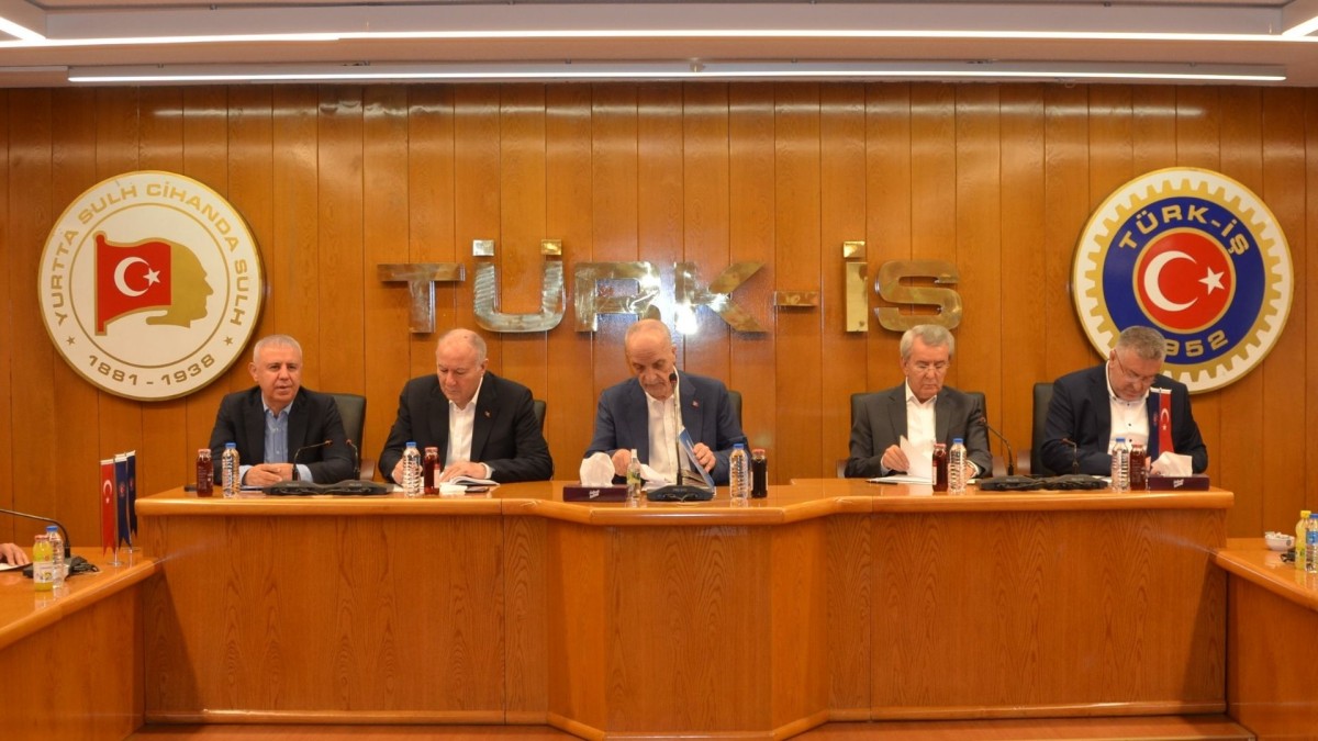 Türk-İş'ten grev kararı: 'Bu meseleyi atanmışlarla çözemeyiz, ülkeyi idare edenlerle çözeriz'